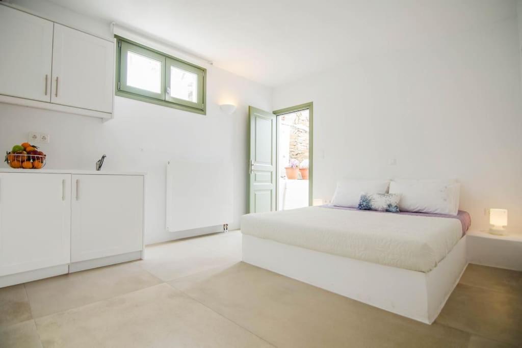 Villa Infinity Chora  Exterior photo